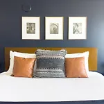 Mvr - Limited Bay View Suites-Book Fast