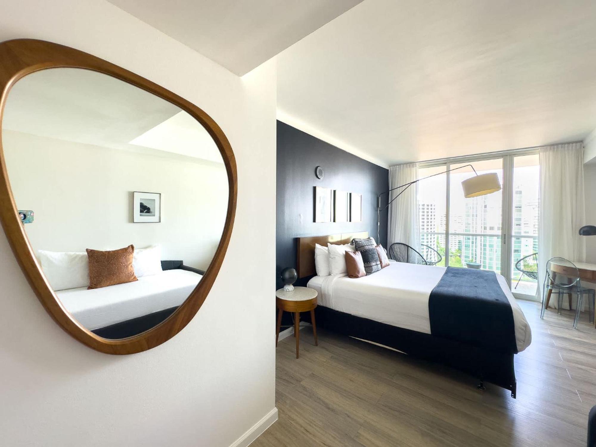 Mvr - Limited Bay View Suites-book Fast *