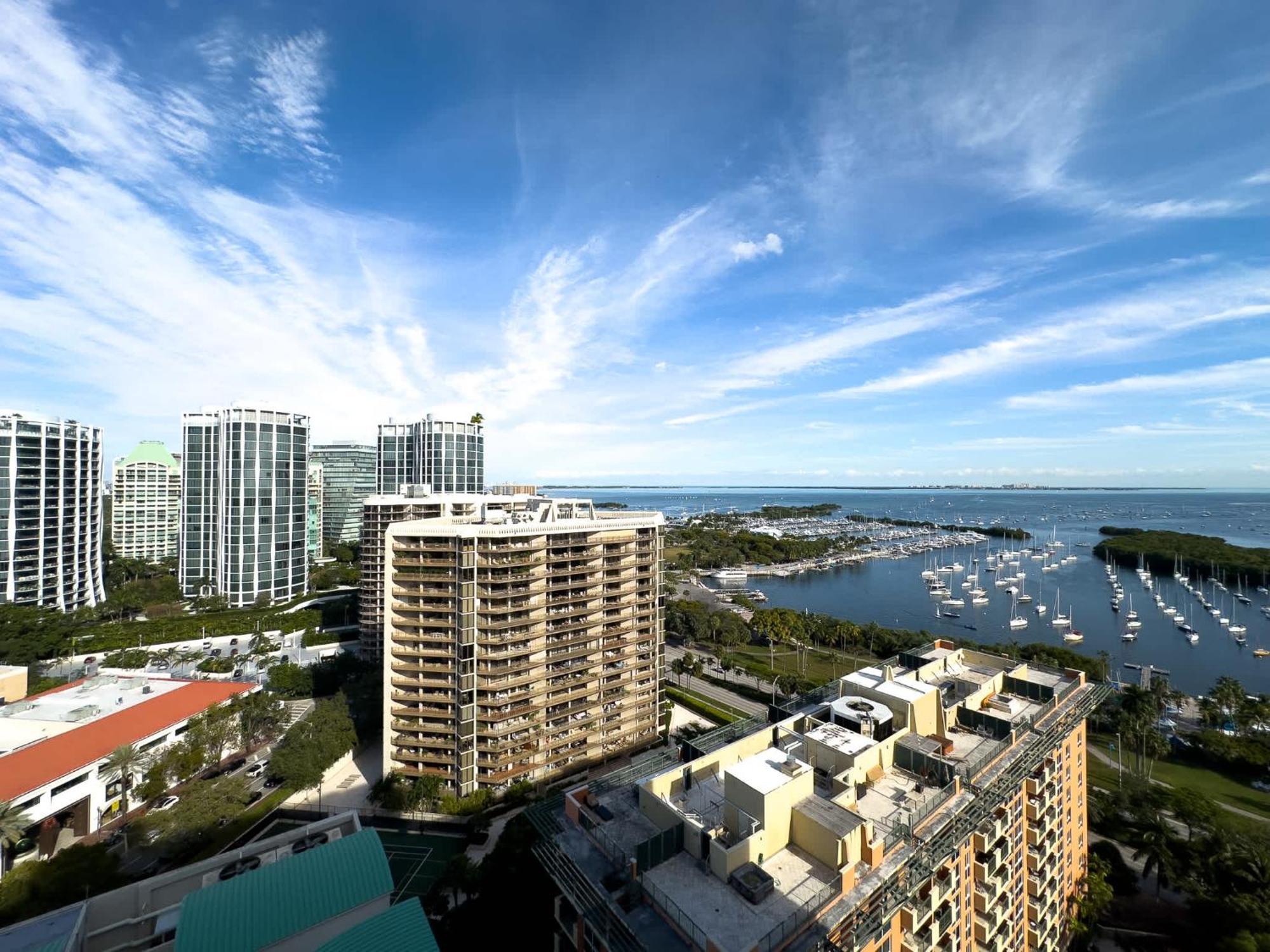 Mvr - Limited Bay View Suites-book Fast *